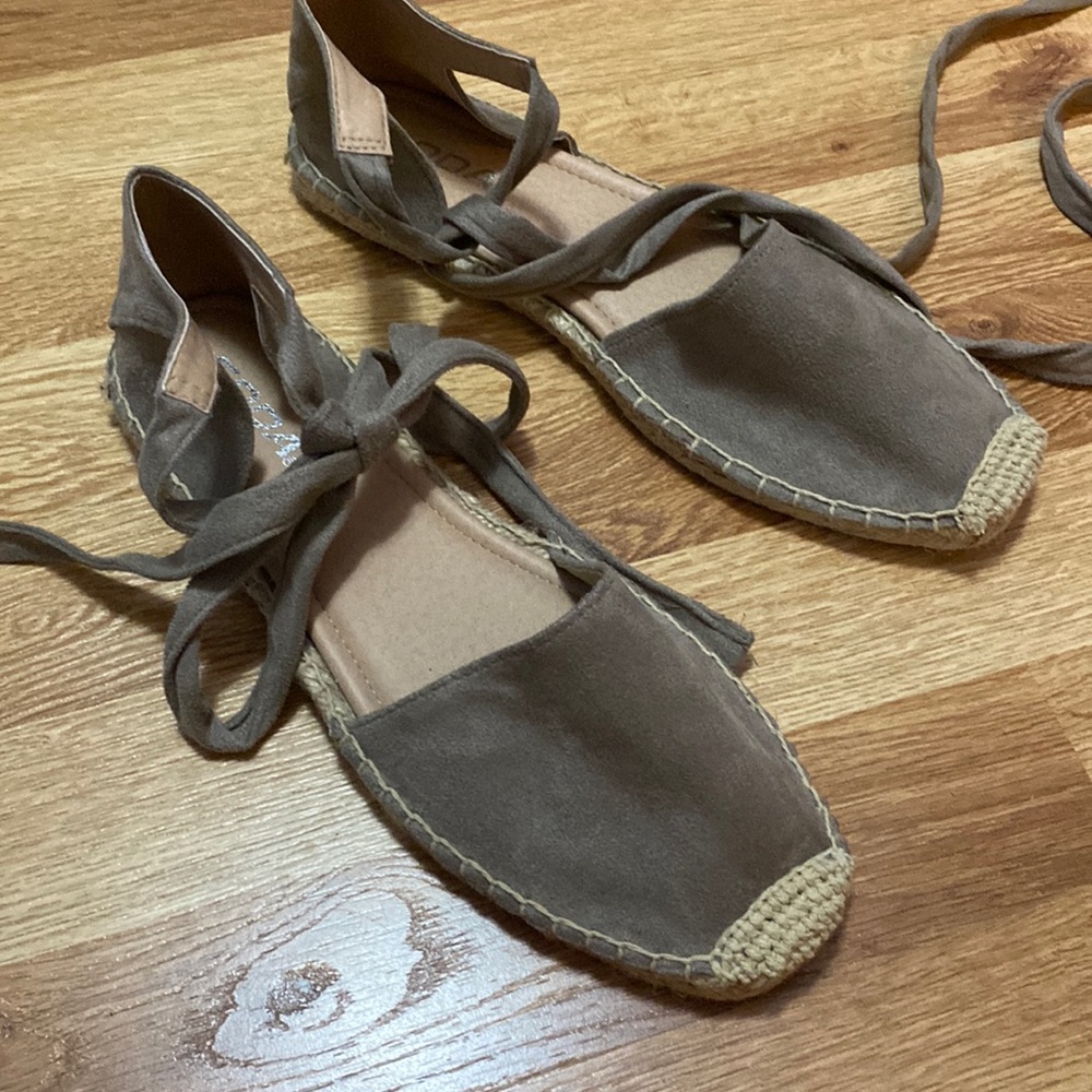 espadrille sandals taupe size 8.5